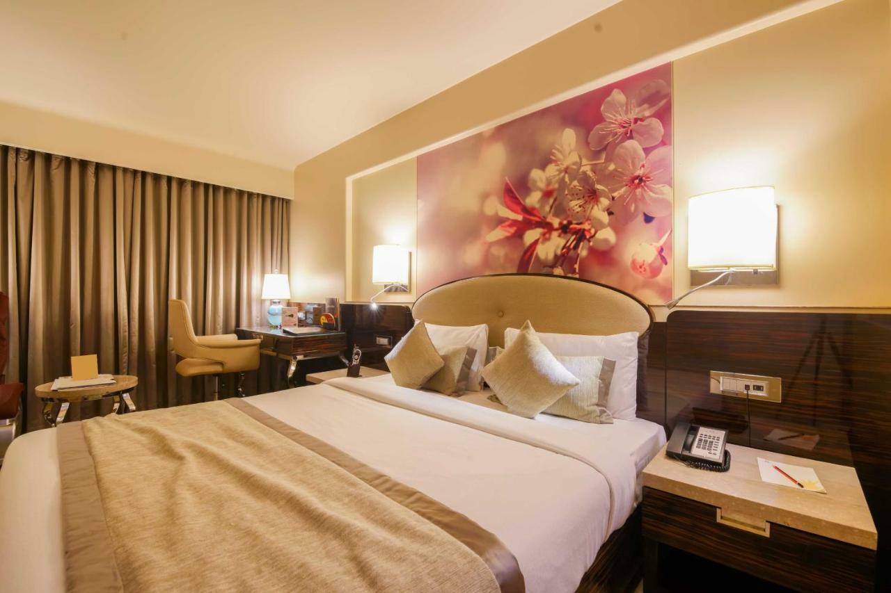 Sai Palace Grand, Malad 뭄바이 외부 사진